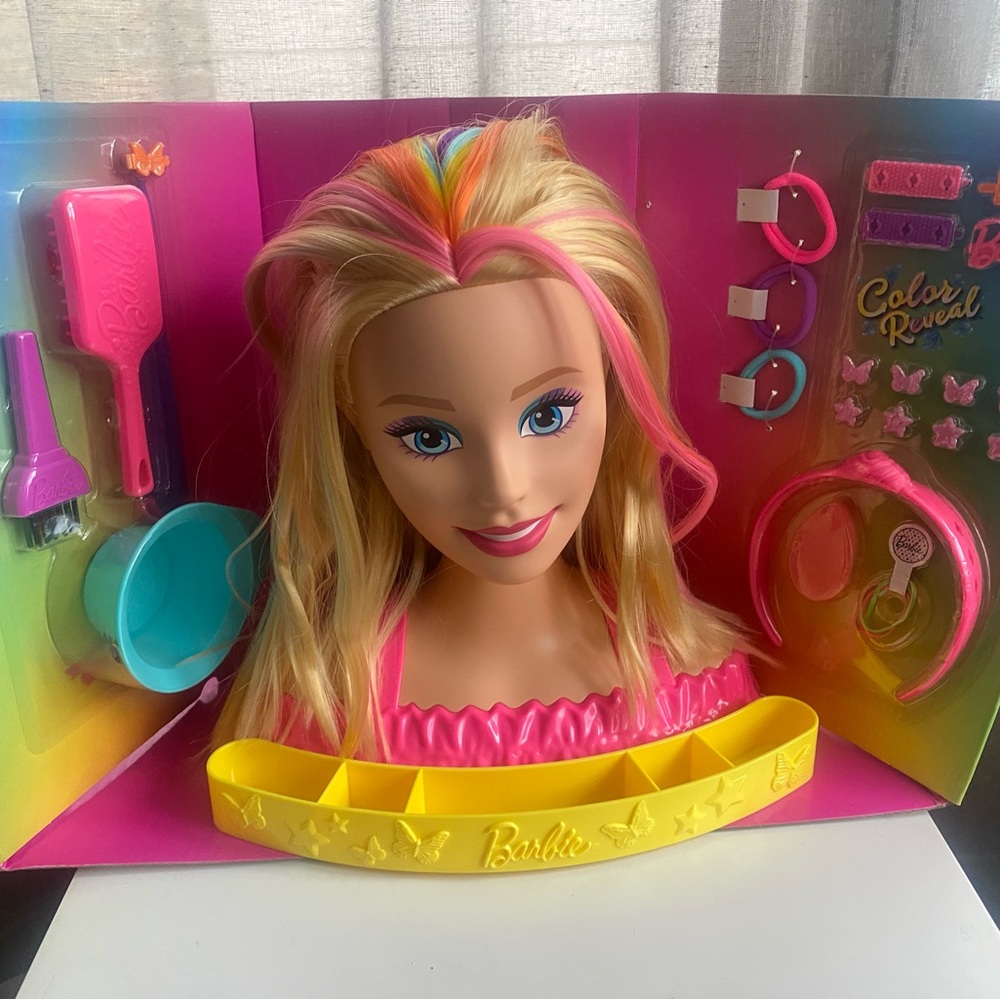NWT Barbie Color Reveal Totally Hair Neon Rainbow Deluxe Styling Head NEW 2023